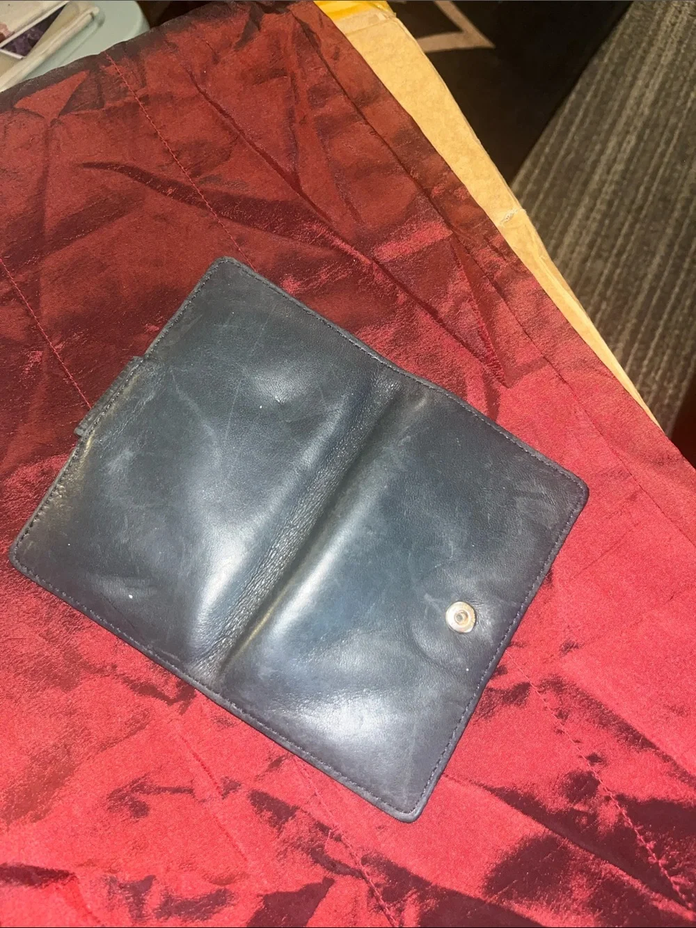 Vintage  Anne Klein Black Leather Wallet with Gold-Tone AK Logo 15